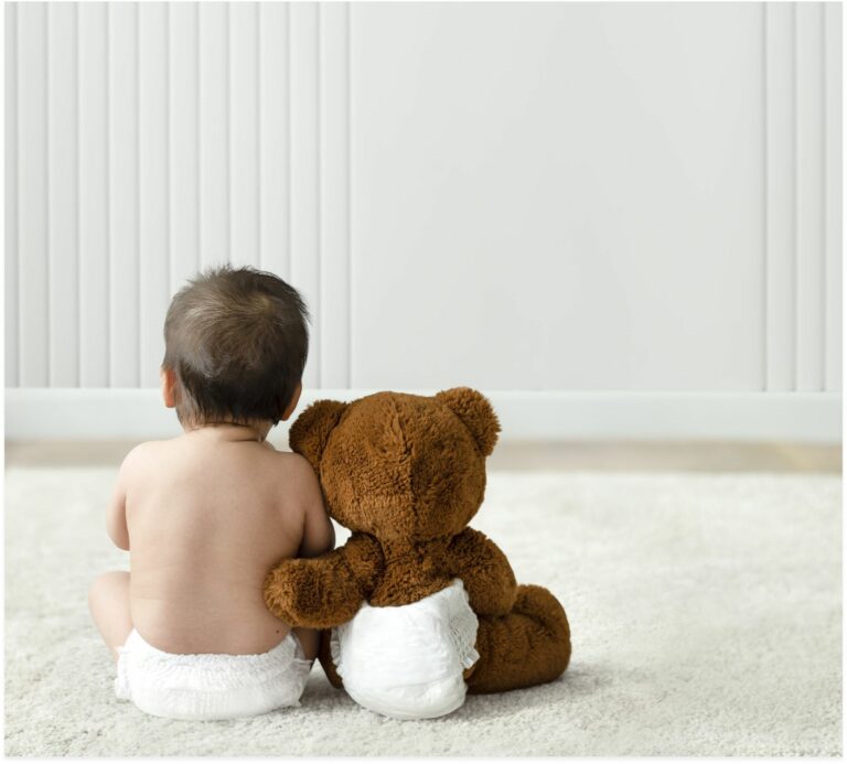 baby-and-teddy-bear-rear-view-with-design-space